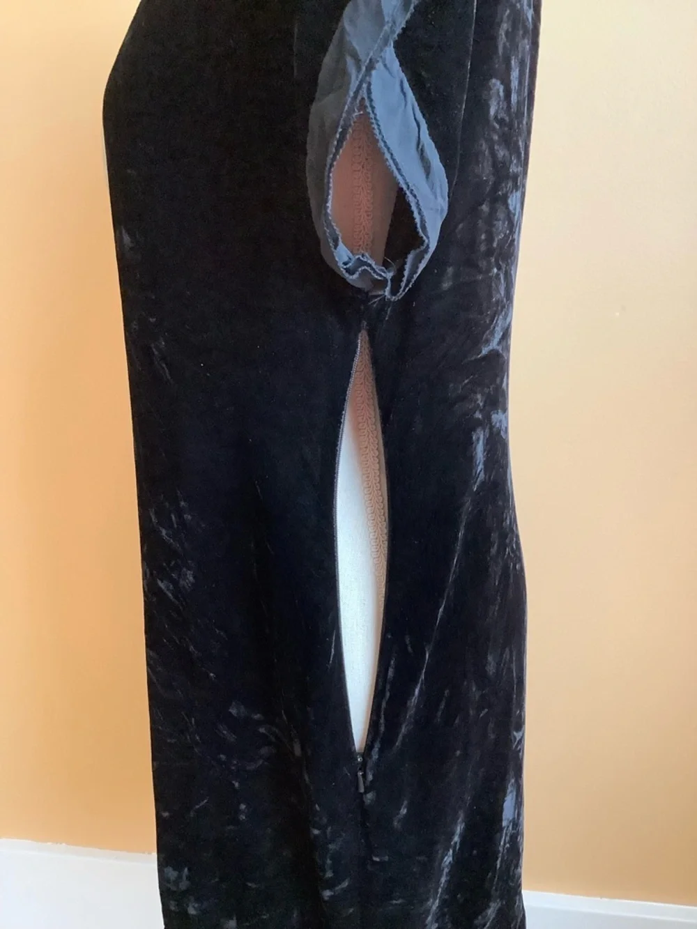 BANANA REPUBLIC Black Crushed Velvet Sheath Dress M Holiday Whimsigoth - Picture 8 of 12